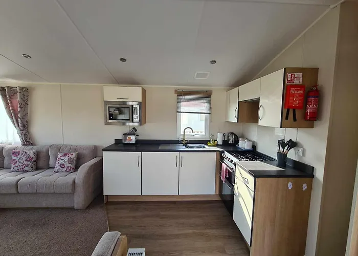 Happy Days Caravan 90 Primrose Field Primrose Valley منتزه العطل *