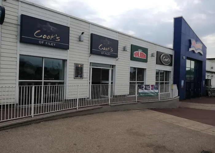 Happy Days Caravan 90 Primrose Field Primrose Valley منتزه العطل *