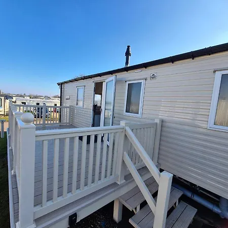 Happy Days Caravan 90 Primrose Field Primrose Valley 홀리데이파크 *