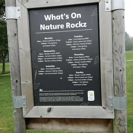 База отдыха Happy Days Caravan 90 Primrose Field Primrose Valley *